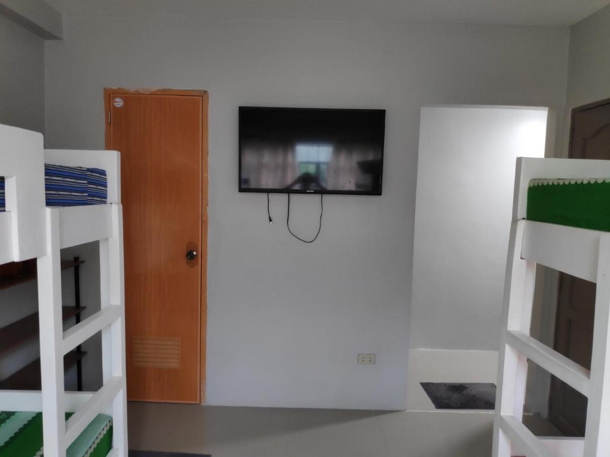 Beinte Singko De Marso Apartments Candon Extérieur photo
